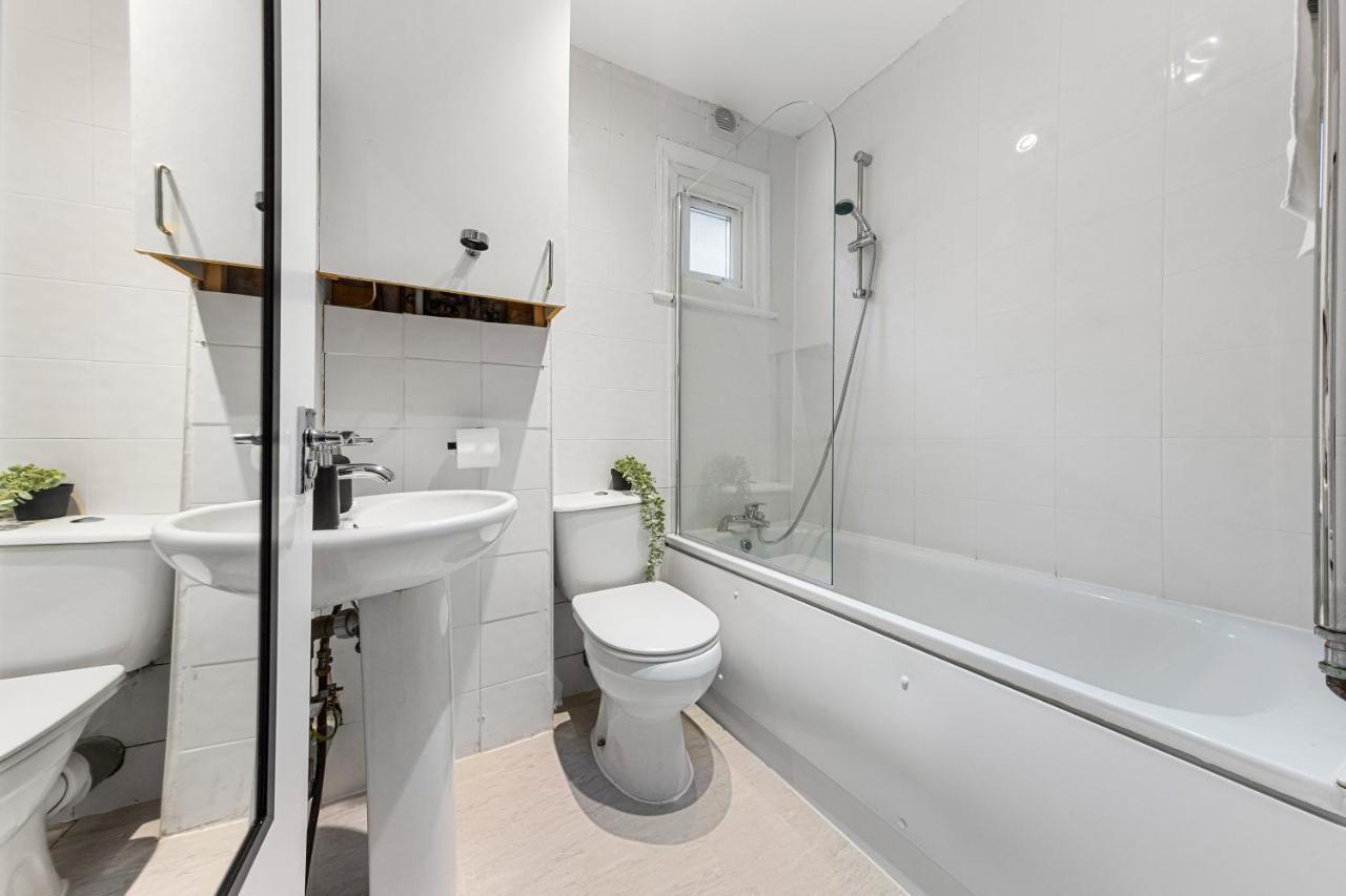 Modern Gem Brixton Centre Cozy & Comfort Charis City Studio Лондон Екстериор снимка